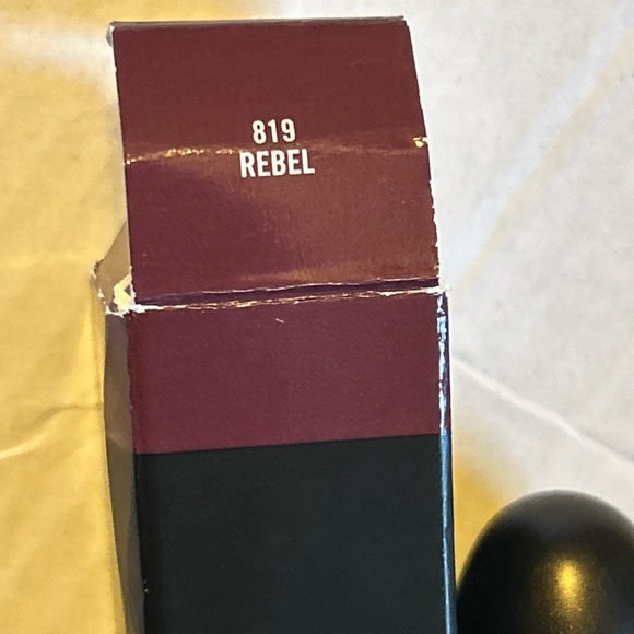Mac Satin Lipstick #819 Rebel New - Picture 8 of 10